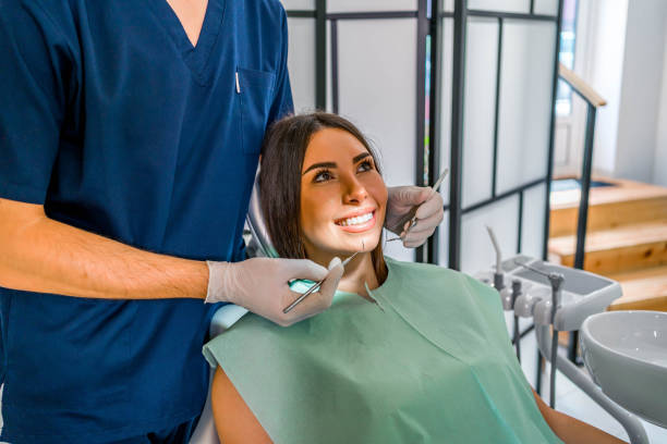 Best Cosmetic Dentistry  in La Pine, OR